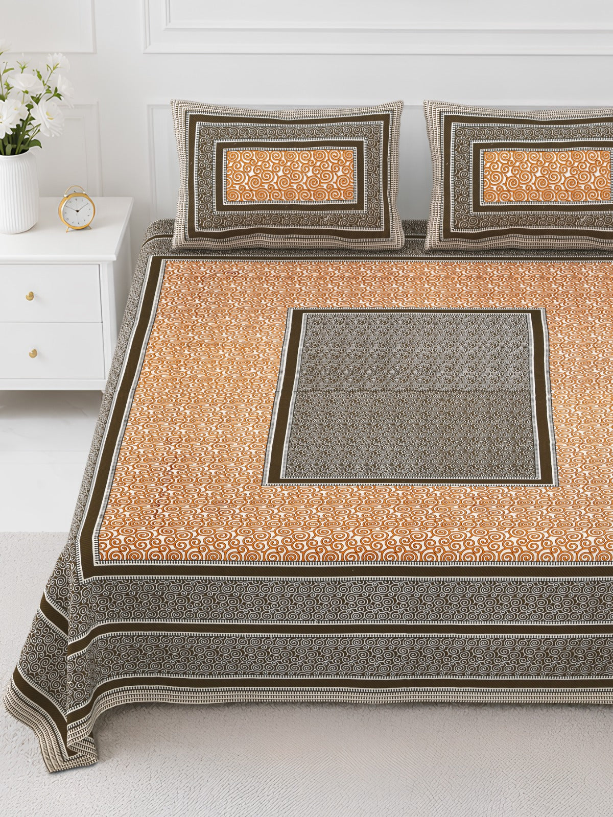 Elite Grey Beige Centre Square Cotton Double Bedsheet 90x108 with 2 Pillow Covers Bedsheet 1pzhnFGsRvo8ZBNDgahn5CPChZWnuEzsQ_w2000