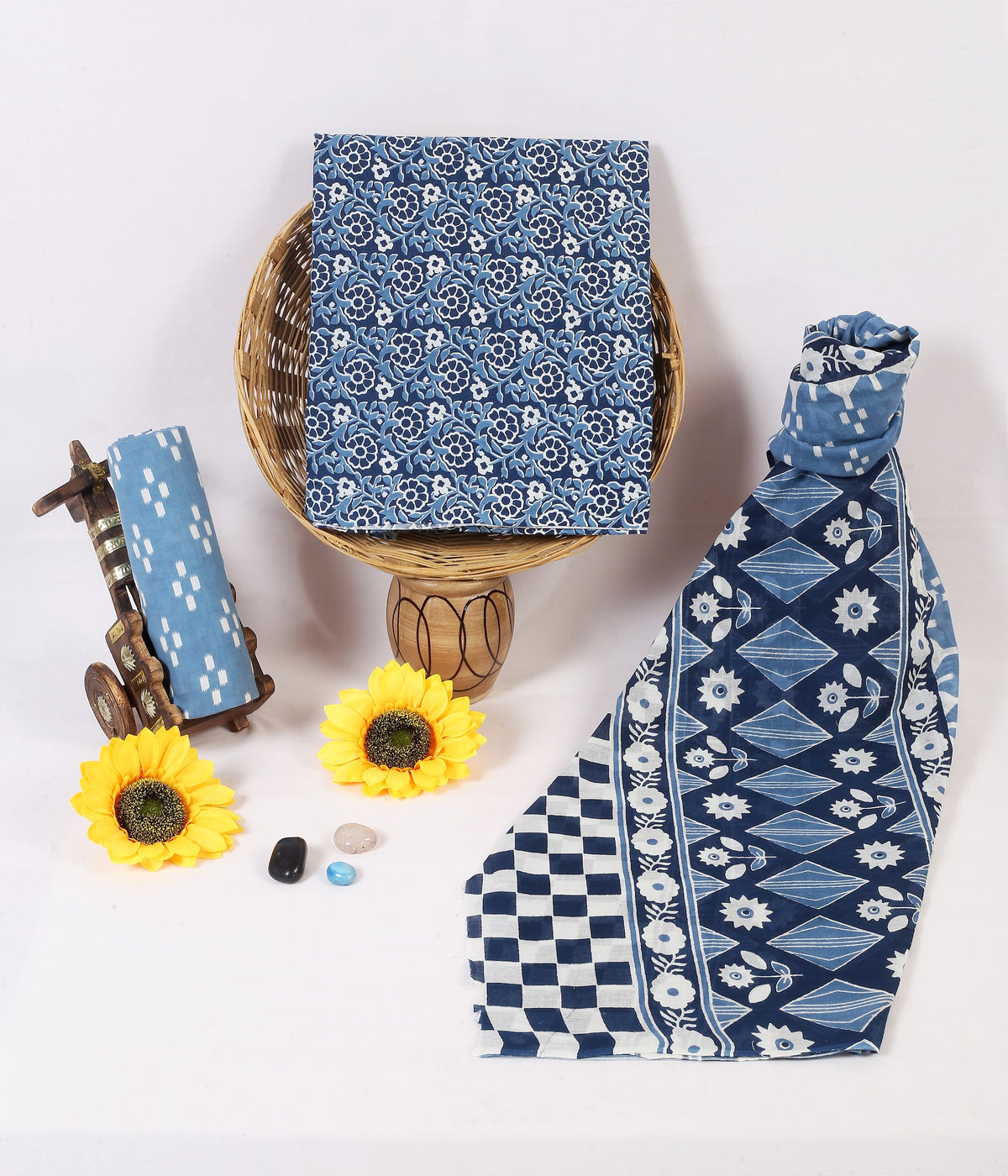 Hand Block Print Cotton Suit Material with Mulmul Dupatta | Neel Chaukdi – Blue Geometric Check | Blue & White | Wholesale Suit Material 1qLkzSlffGnz-sYrLzQFVNoiZ_sA18ykS_w2000
