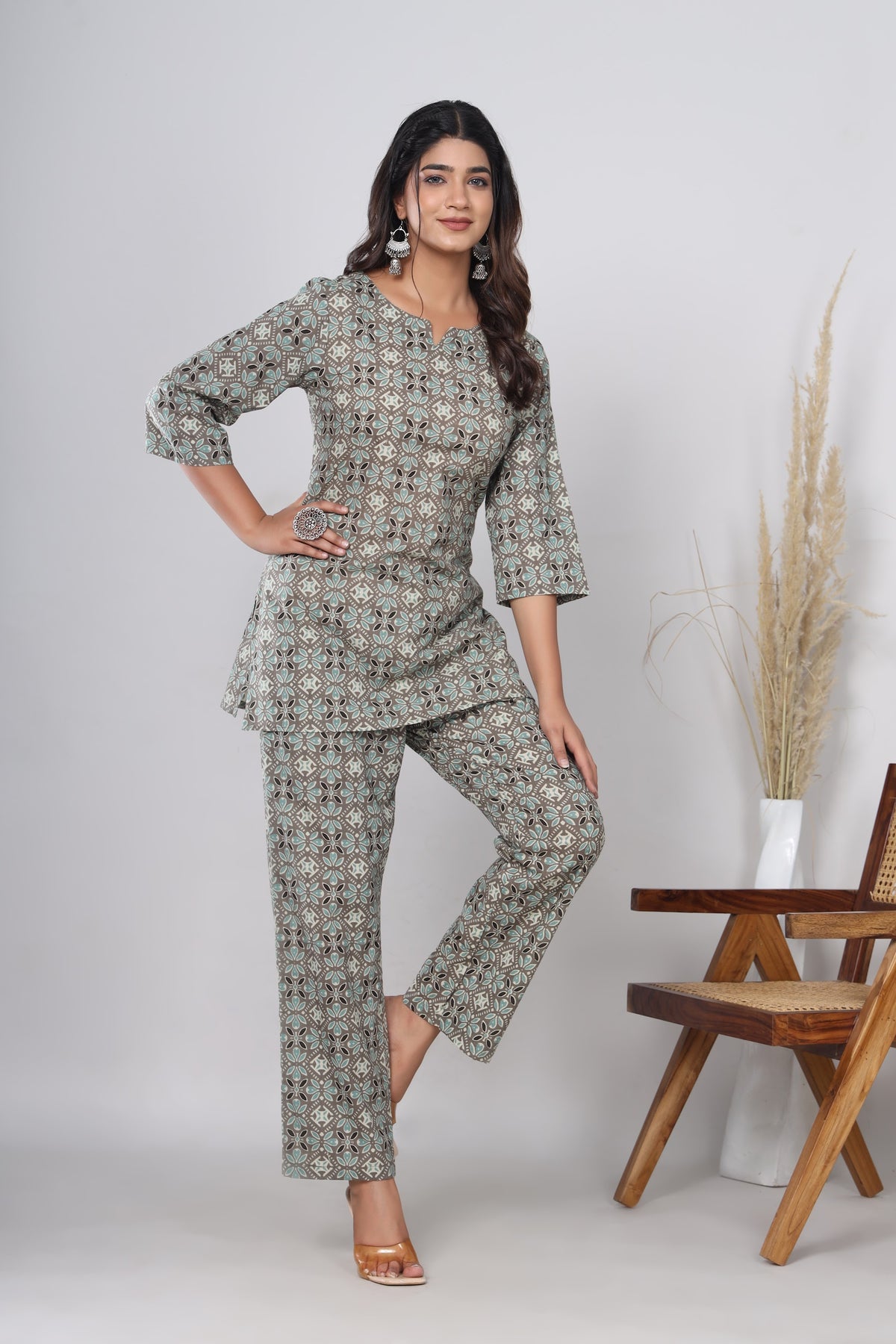 Printed Cotton Co-ord Set – Top & Pant – Grey Geometric (Make to Order) Ready to Wear 1rKH-nN5z7oOwQF-V3noV0_rOOBD6qmQY_w2000