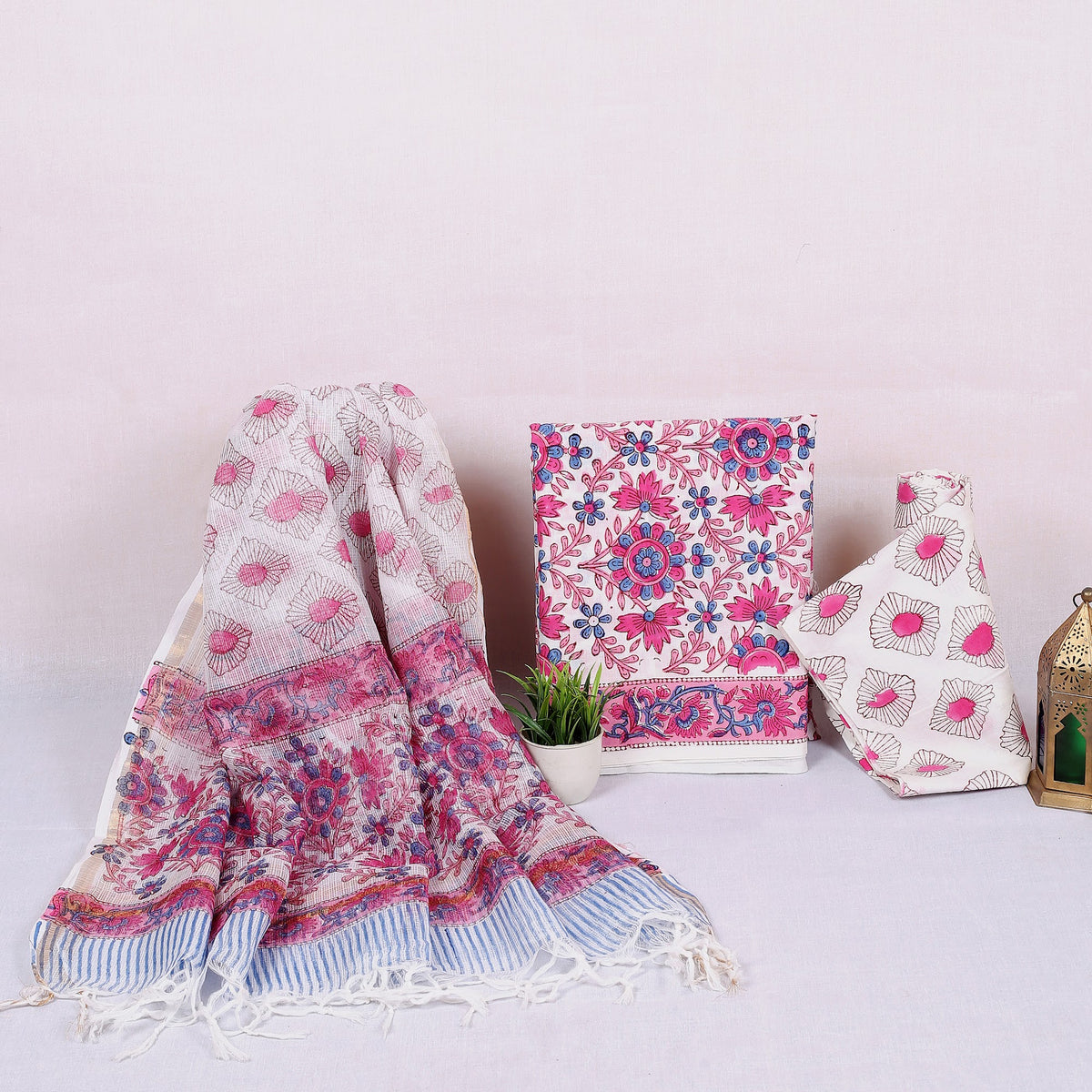 Rangeen Pink Lotus Floral Hand Block Print Cotton Suit with Kota Doria Dupatta – Unstitched 3 Piece Suit Material 1rek_OIdxLZE_628u156ERnarK8zaYIs7_w2000