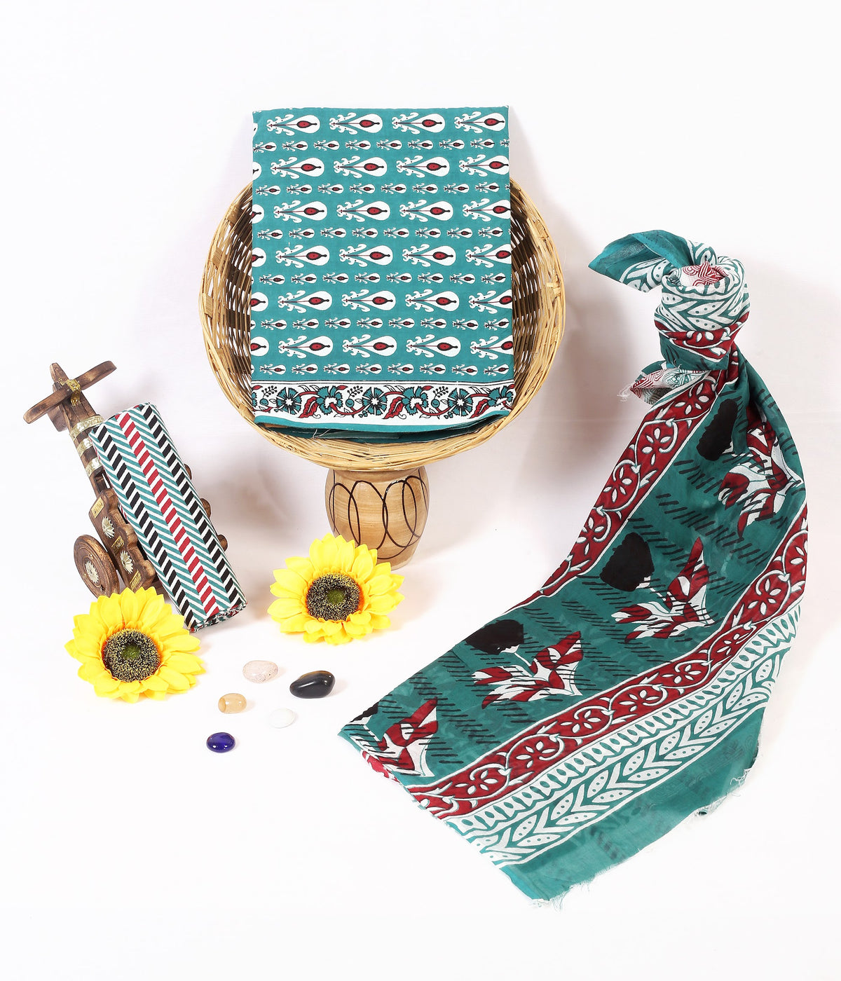 Hand Block Print Cotton Suit Material with Mulmul Dupatta | Firozi Kamal – Teal Lotus | Teal & Red | Wholesale Suit Material 1rjh55HgiuRV5B6aZFFrW4Nb12tTjxgTZ_w2000