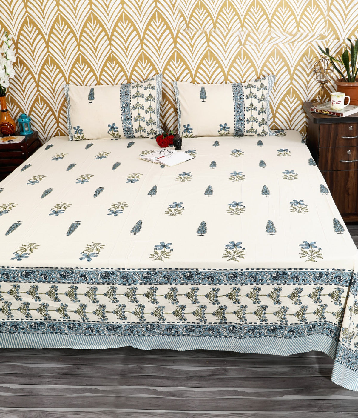 Prakriti Yuvraj Blue Cypress Border Pure Cotton King Size Bedsheet 108x108 with 2 Pillow Covers Bedsheet 1t9i-b6jA7rXEK9dQan4aBj5IJWYgeO1D_w2000