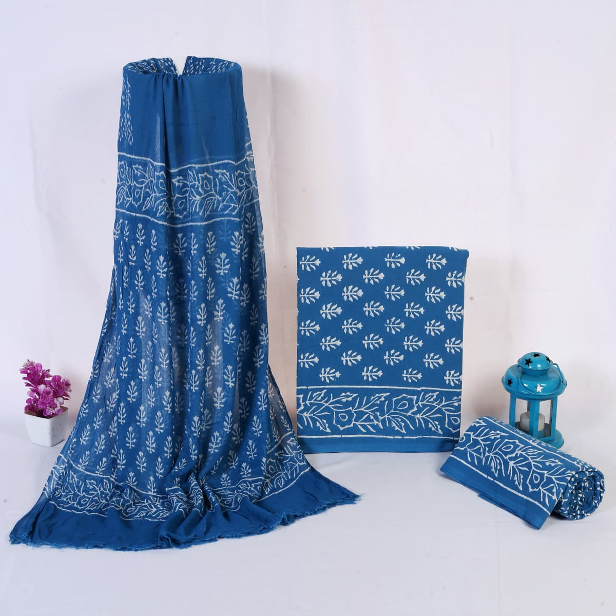 Indigo Blue Buta Hand Block Print Cotton Suit with Chiffon Dupatta – Unstitched 3 Piece Suit Material 1tKkkLdqJ1jplbQfwgQrvpiq9NZk48_zZ_w2000