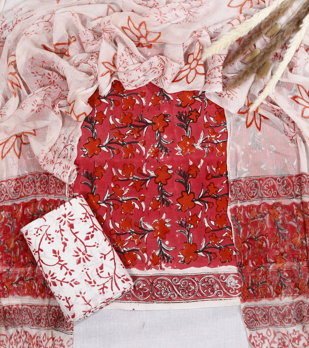 Gulnaar Red Floral Bel Hand Block Print Cotton Suit with Chiffon Dupatta – Unstitched 3 Piece Suit Material 1ubZvnYwGWRAhNvfnzn_hHmGf2ziBs5Op_w2000