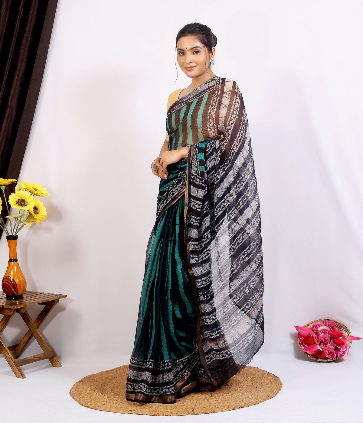 Bottle Green Black Dabu Kota Doria dabu hand block print saree with blouse – bottle green and black – wholesale Jaipur – view 6