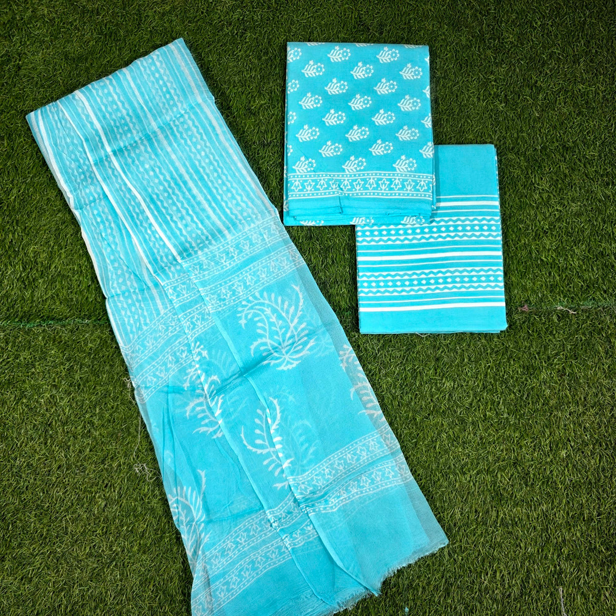 Gulnaar Turquoise Buti Hand Block Print Cotton Suit with Chiffon Dupatta – Unstitched 3 Piece Suit Material 1xokNr8R21b-miHHAMNlT-fdyhcv7EXkv_w2000