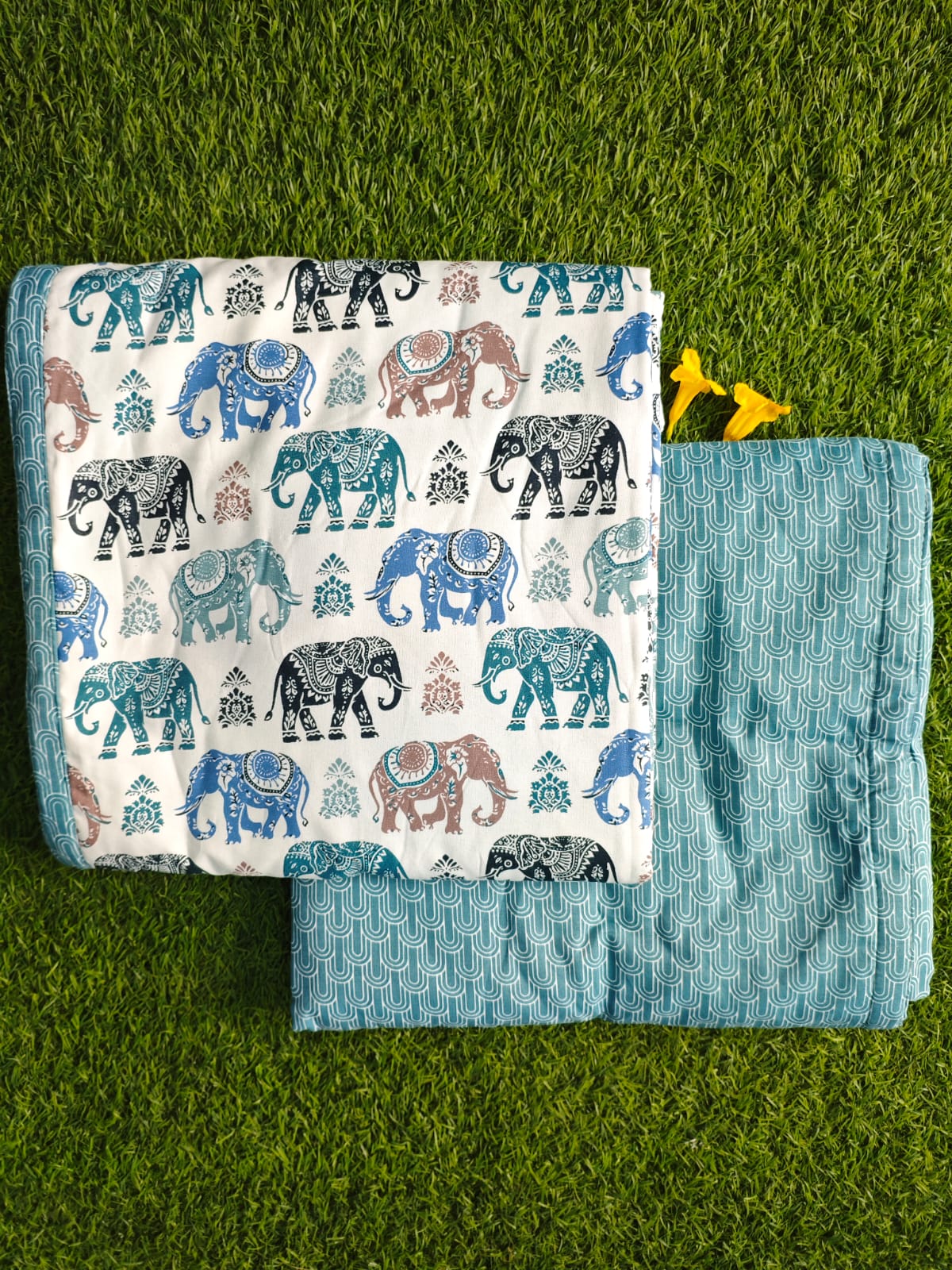 Aqua Elephant Parade Reversible Single Bed Dohar Pack of 2 58 by 87 Inches Dohar 1yKgeg6Xj2m4x_geB4PZgFfLb-BcOwL-E_w2000