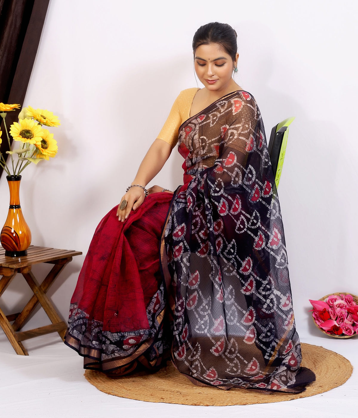 Maroon Black Pallu Kota Doria bagru hand block print saree with blouse – maroon and black – wholesale Jaipur – view 3