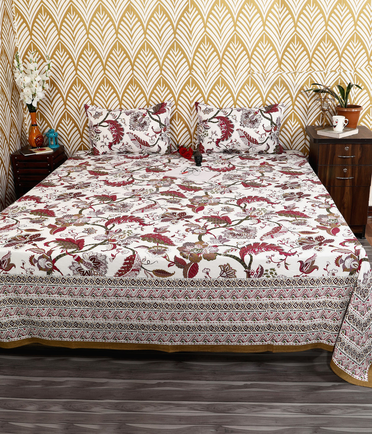 Bagru Mahal Maroon Kalamkari Floral Cotton King Size Bedsheet 108x108 with 2 Pillow Covers Bedsheet 1zbsQ5gqXpt-oFmznknlIeuXBNGaSKXy5_w2000