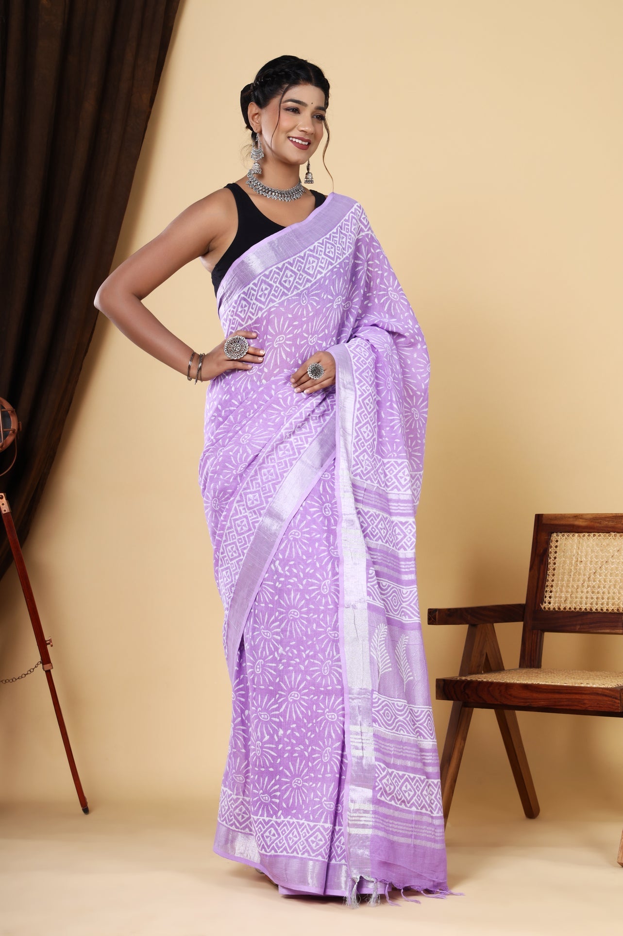 Lavender Dreams: Handcrafted Linen Saree with Artisan Block Print and Discharge Dye