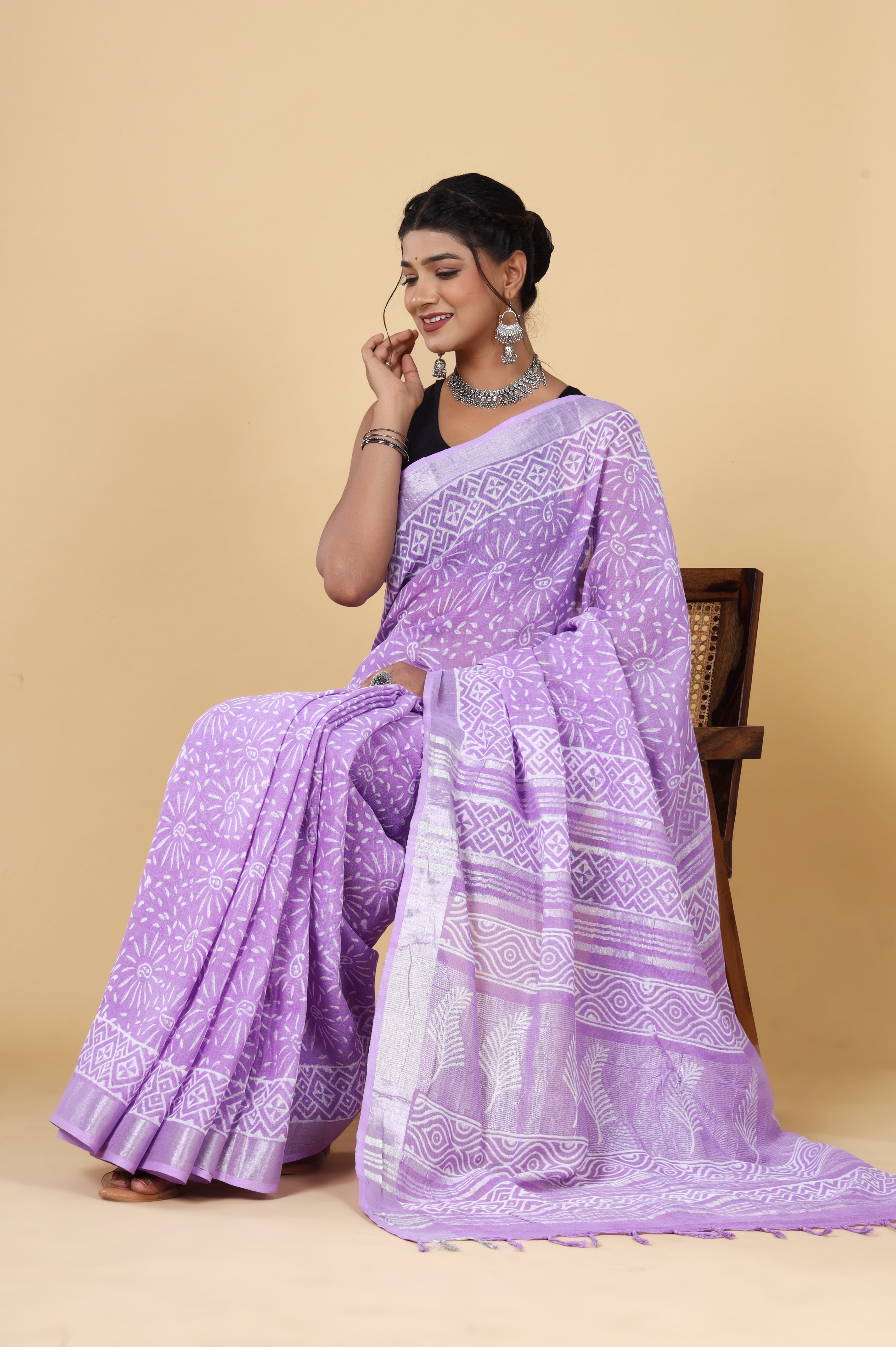 Lavender Dreams: Handcrafted Linen Saree with Artisan Block Print and Discharge Dye