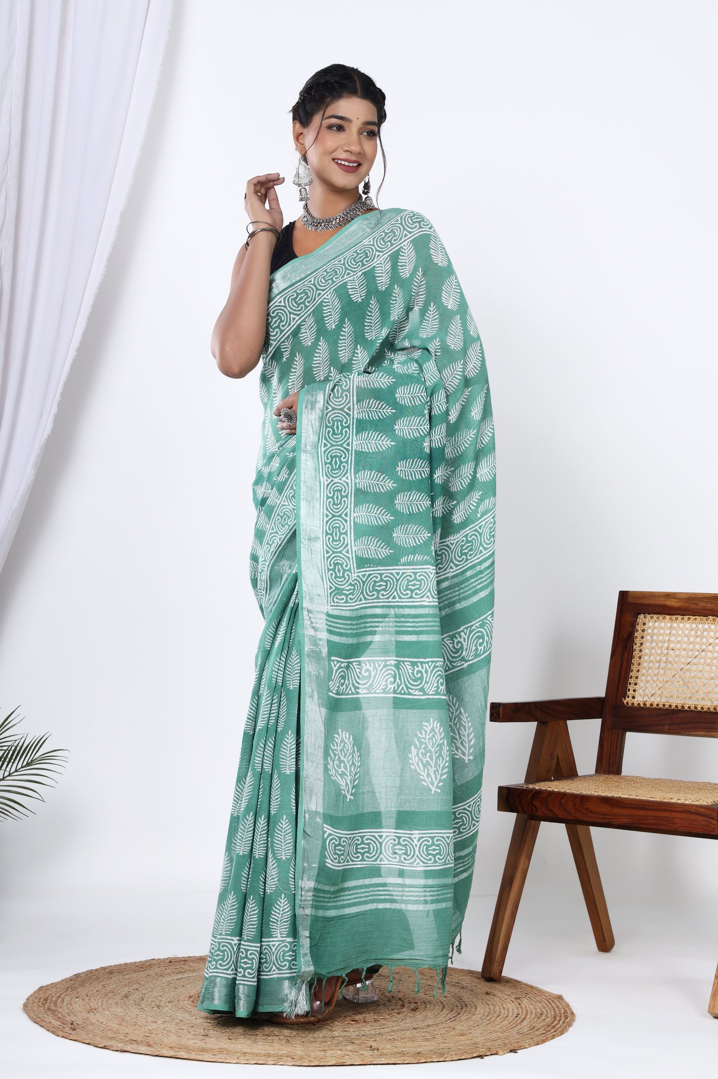 Linen Serenity: Hand Block Jaipuri Cyan Boota Printed Saree