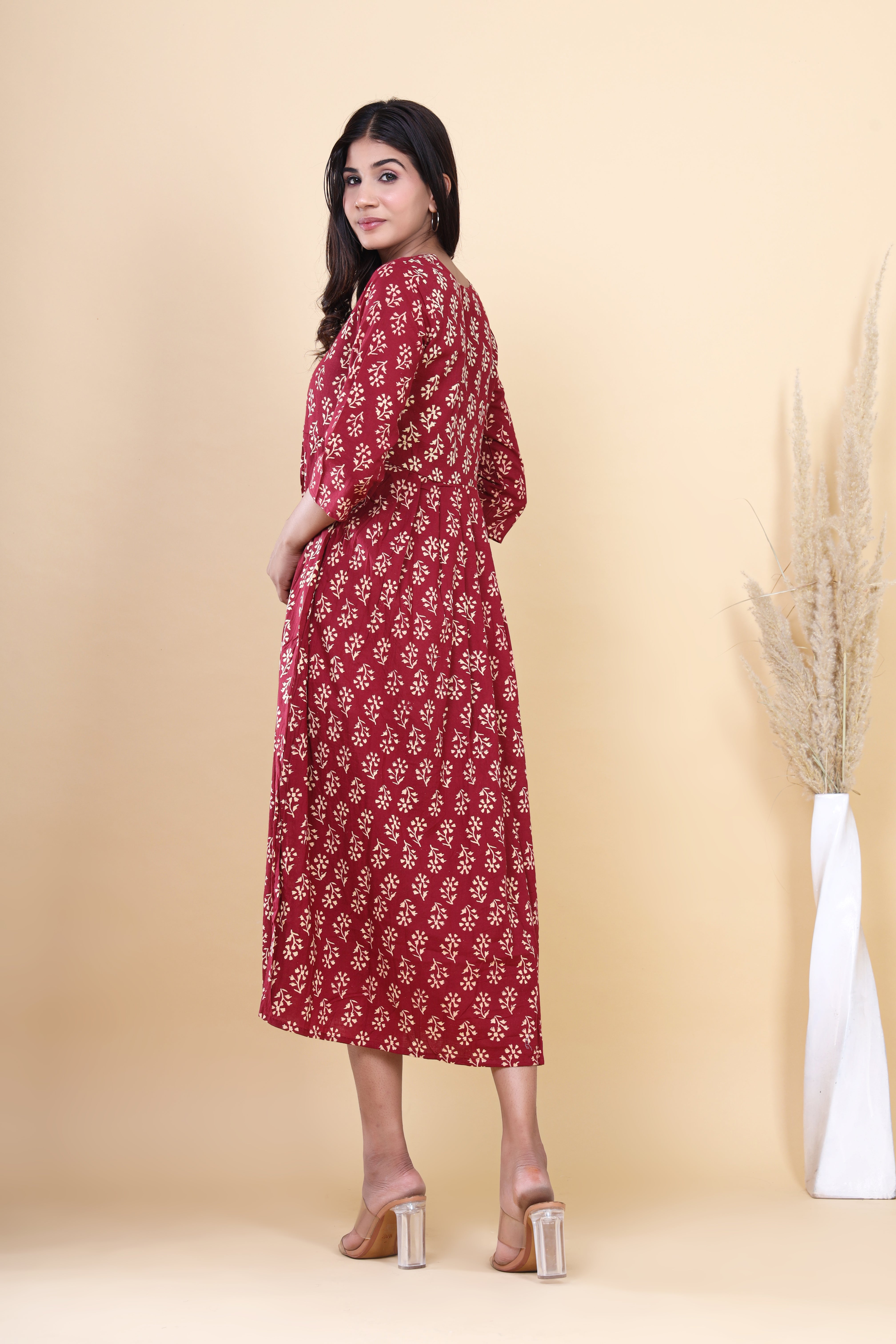 Maroon HandBlock Cotton Kurti: Jaipuri Floral Print with Booti Design and Pocket