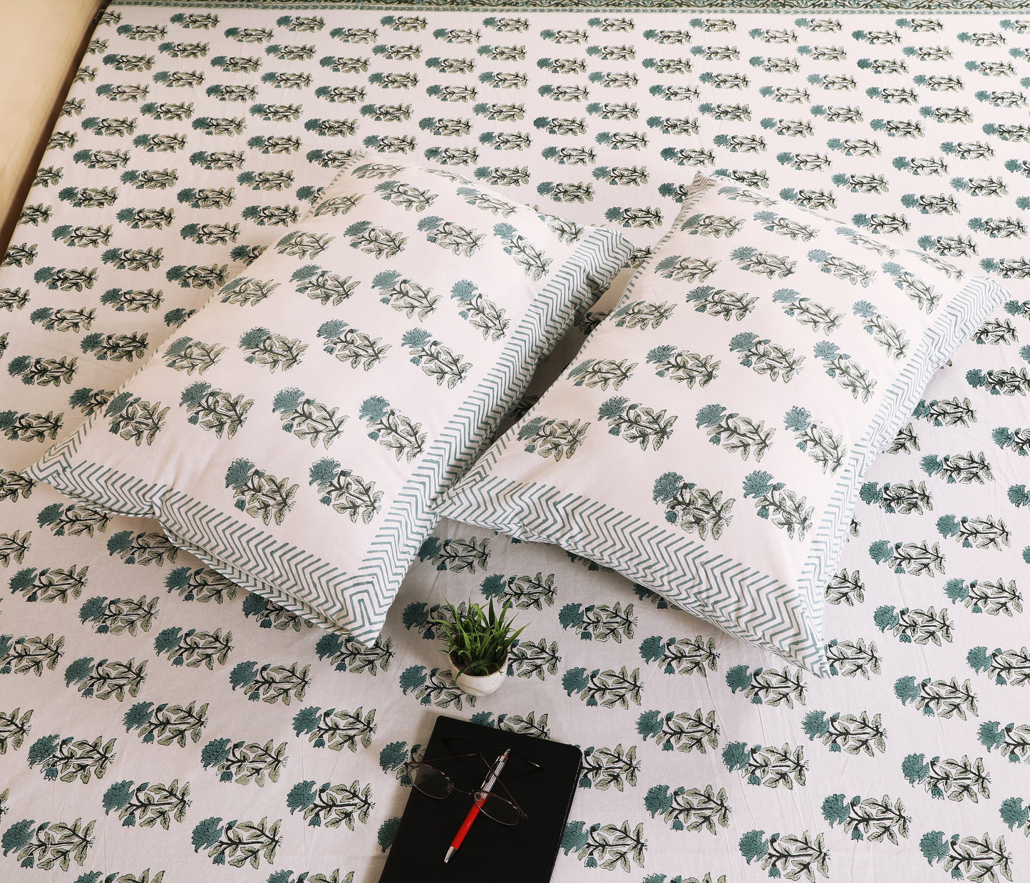 Amer Bagh – Hand Block Printed Cotton Bedsheet with Pillow Covers Bedsheet AmerBagh_HandBlockPrintedCottonBedsheetwithPillowCovers-pillow