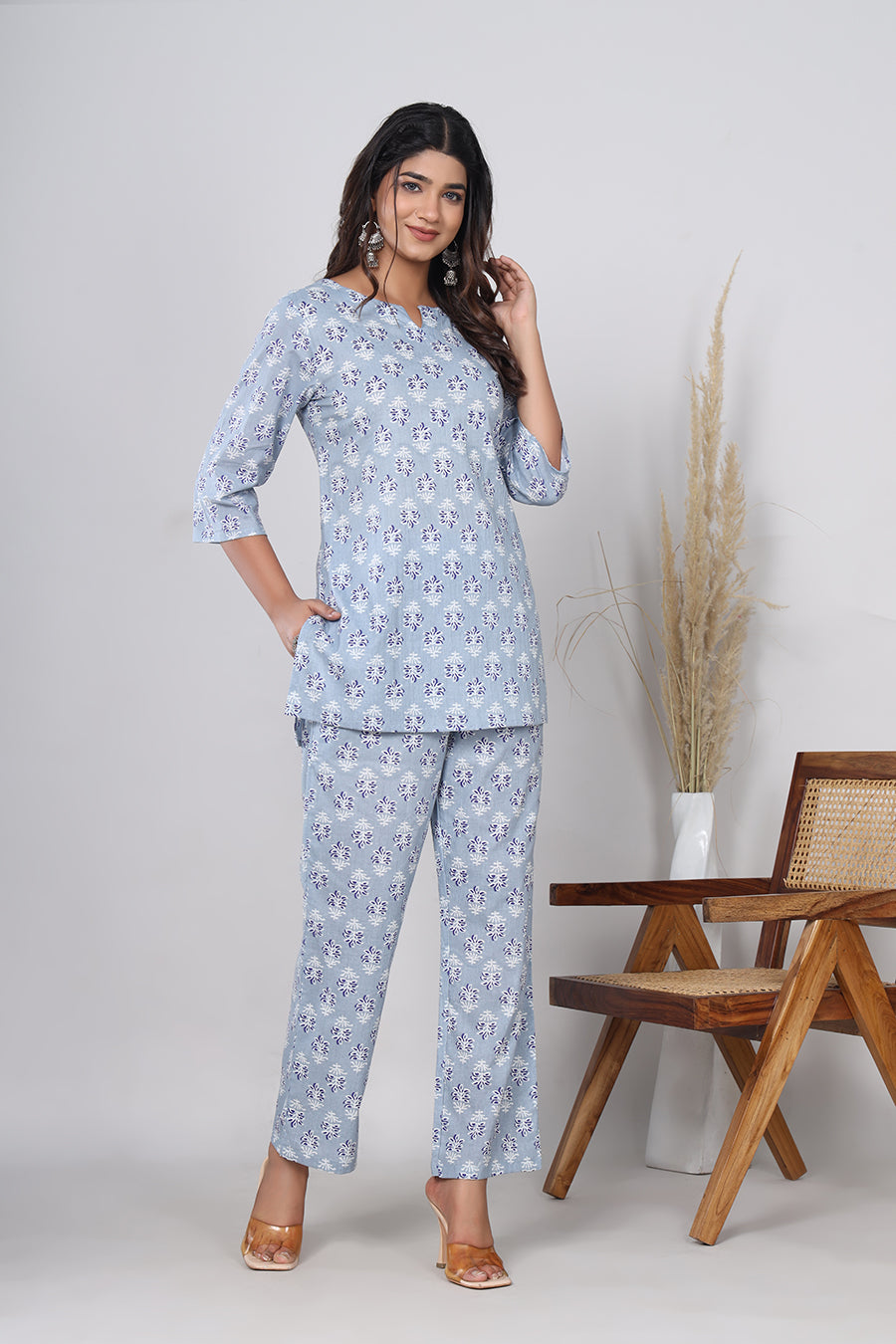 Srishti Textile Pure Cotton Tealish Blue Floral Booti Handblock Printed Co-ord Set