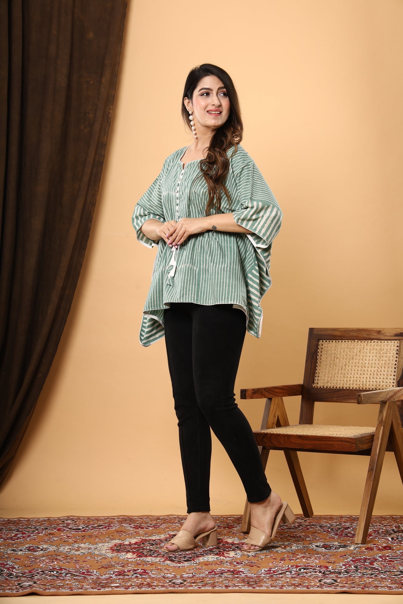 Sanganeri Splendor: Jaipuri Daabu Printed Cotton Kaftan in Green Cyan