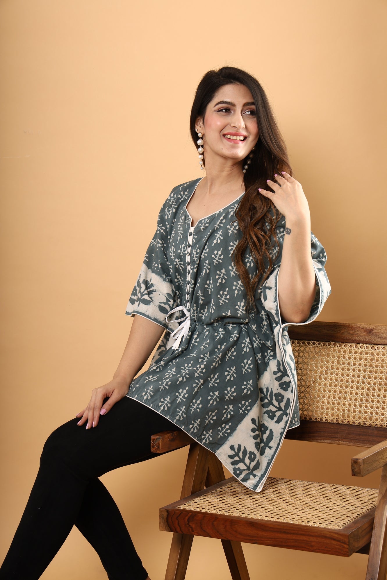 Jaipuri Garden: Grey Cotton Kaftan with Daabu Booti Floral Print