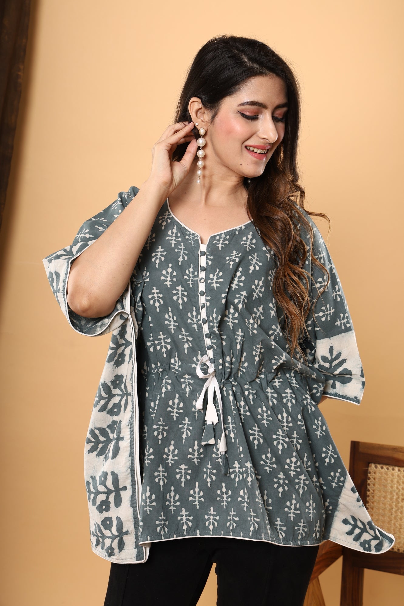 Jaipuri Garden: Grey Cotton Kaftan with Daabu Booti Floral Print