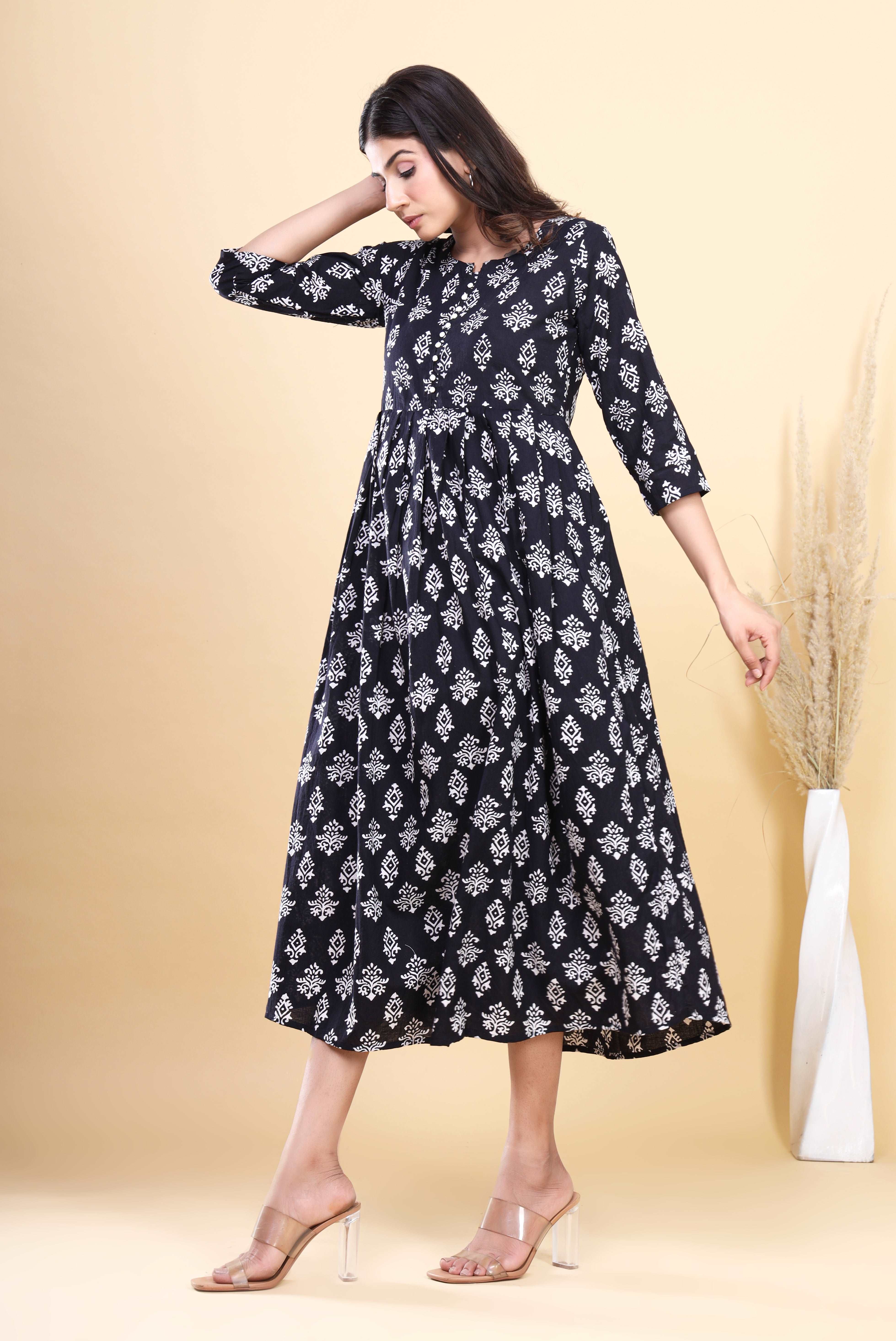 Chic Black and White HandBlock Printed Cotton Long Kurti with Block Print Design and Handy Pocket