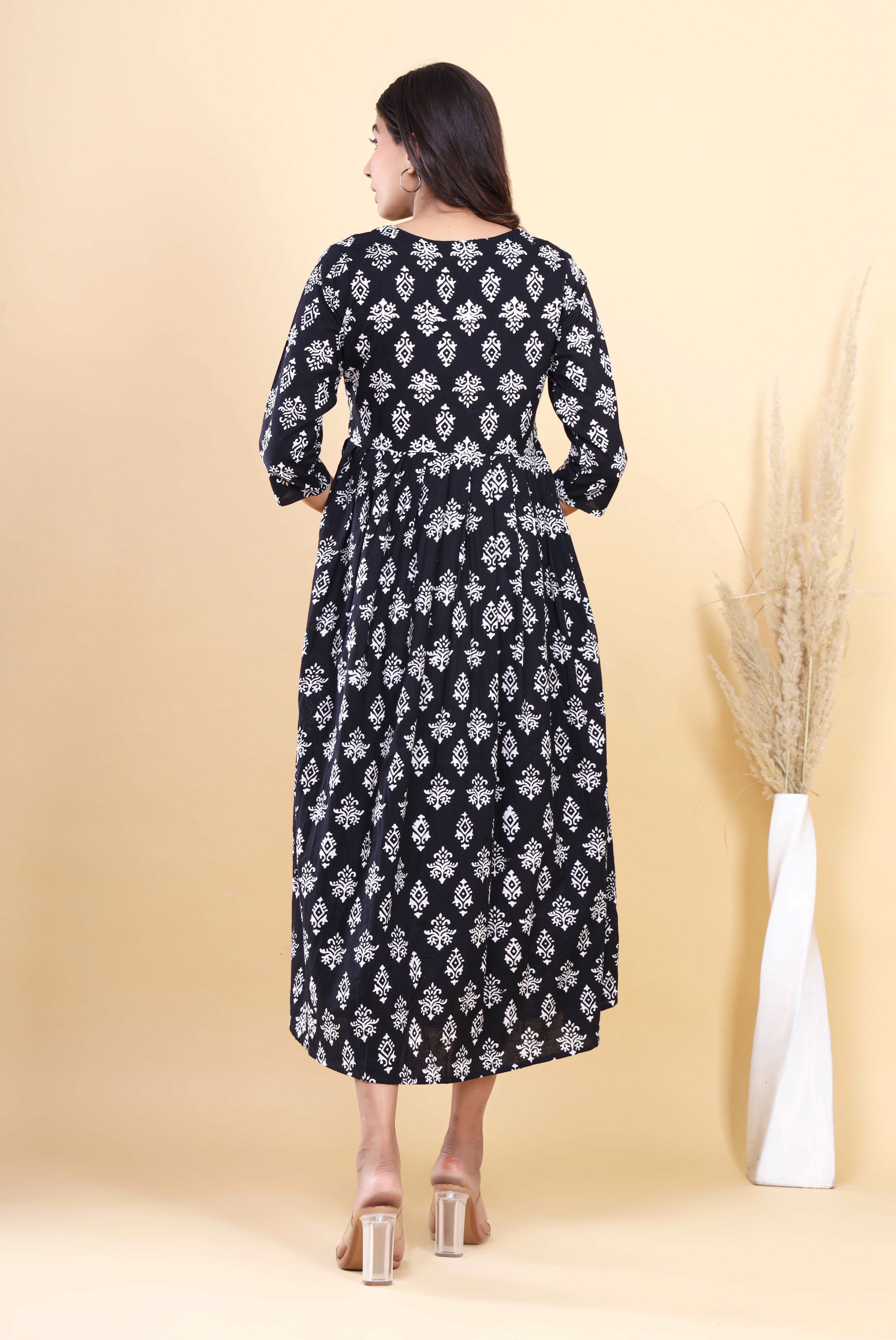 Chic Black and White HandBlock Printed Cotton Long Kurti with Block Print Design and Handy Pocket