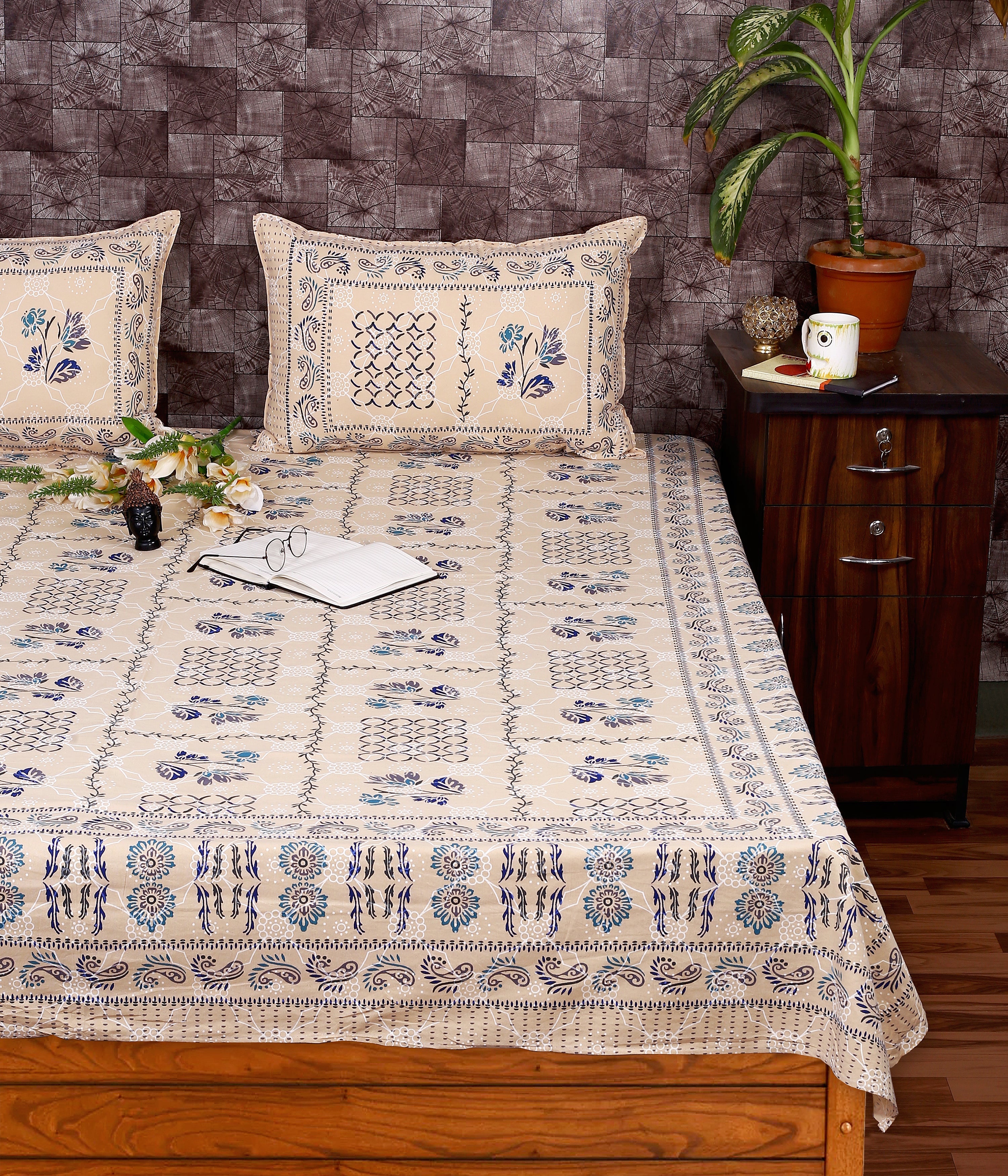 Material: Cotton Bagru Floral Printed Indigo Sole Bedsheet - King Size, For Home