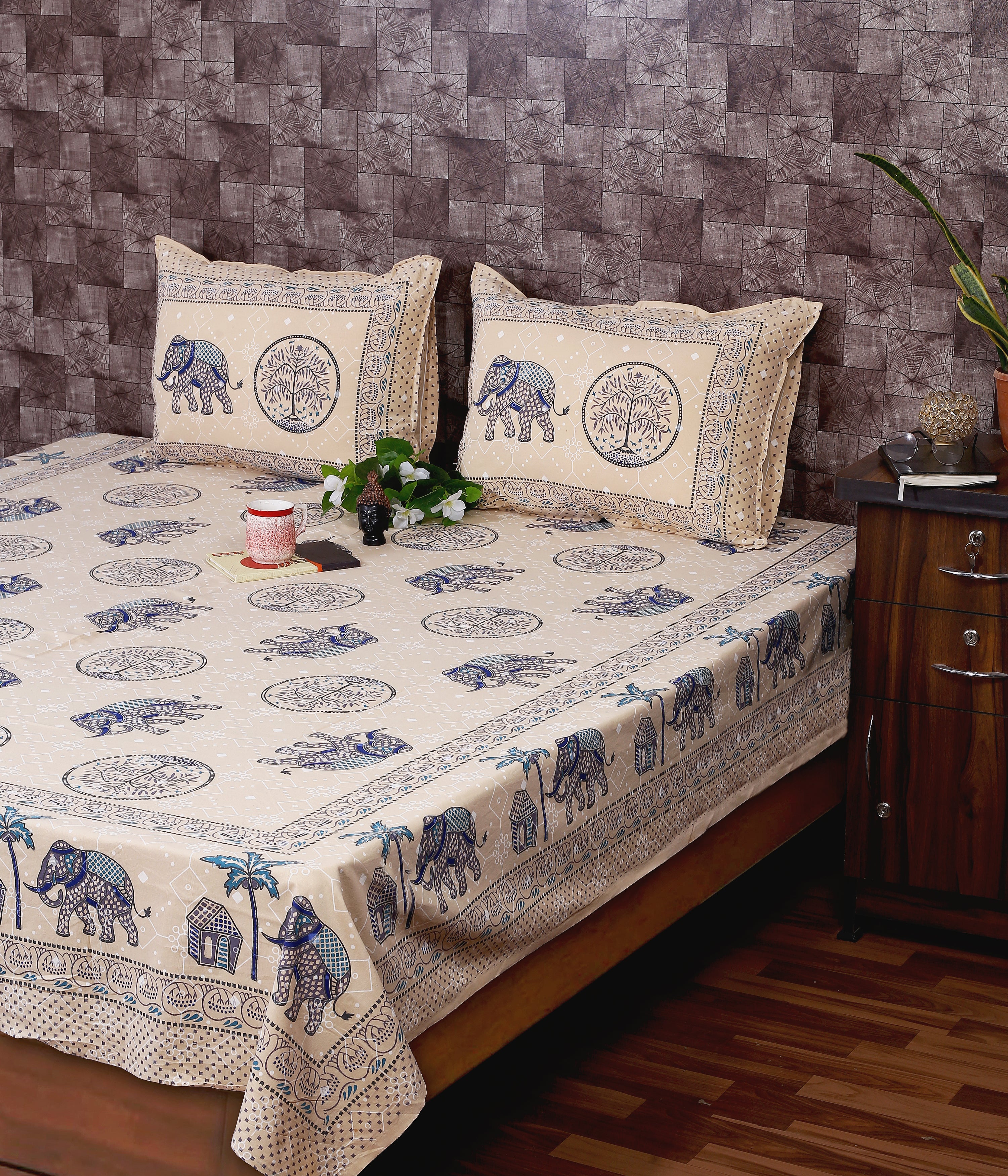 Material: Cotton Bagru Elephant Printed Indigo Sole King Size Bedsheet, For Hotel