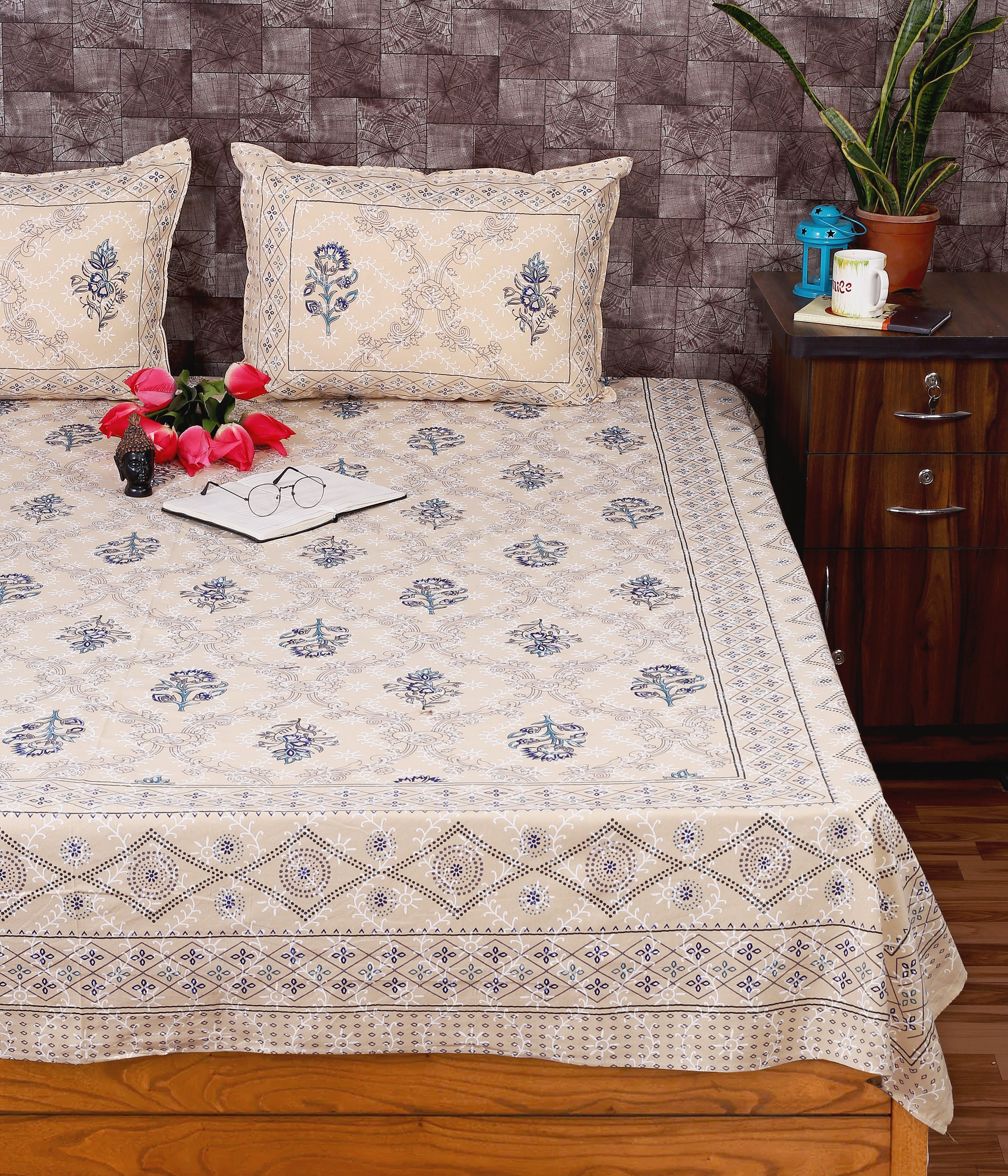 Srishti Textile's Bagru Floral Boota Printed Indigo Sole King Size Cotton Bedsheet in Cream