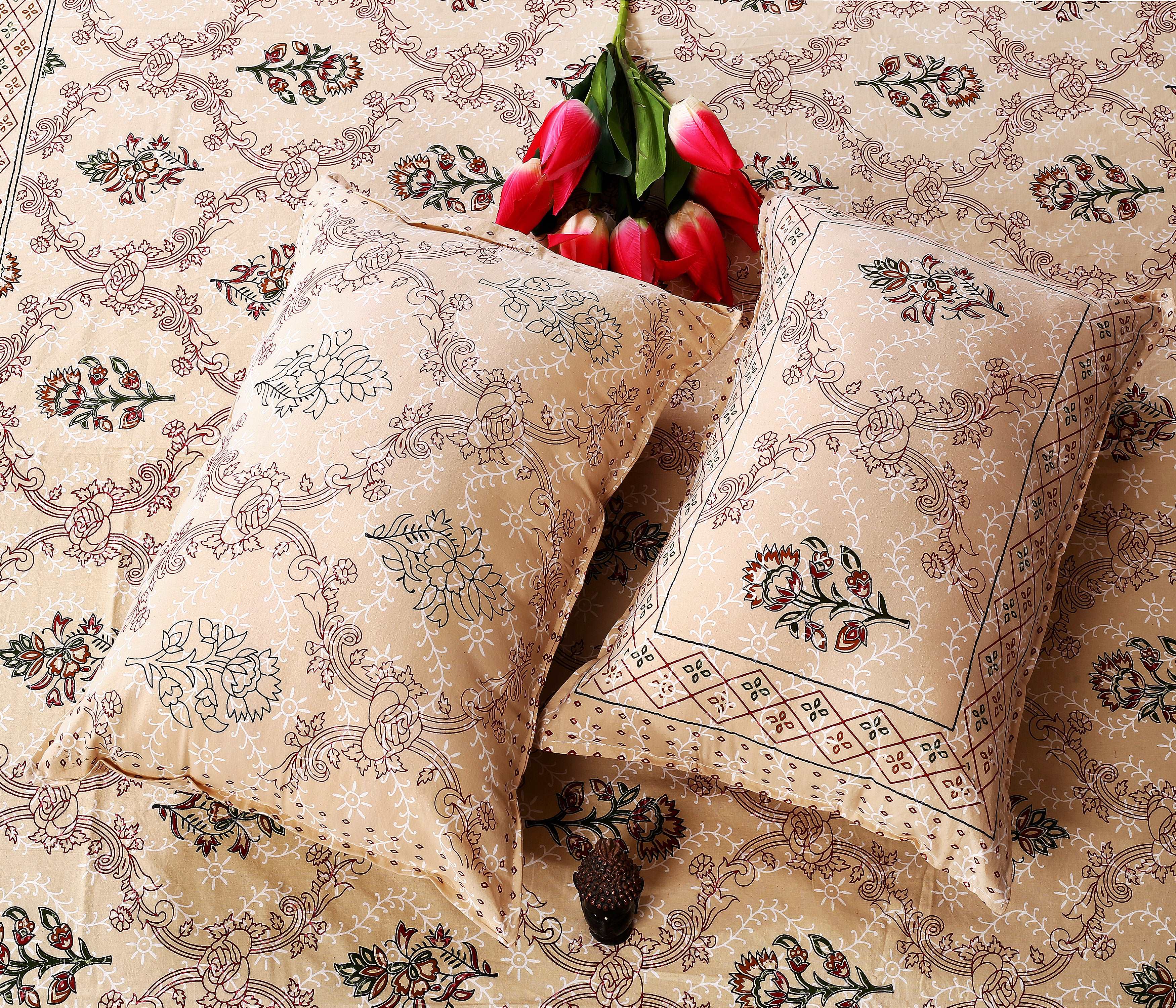 Bagru Indigo Elegance: Floral Boota Printed Cream Cotton King Size Bedsheet by Srishti Textile