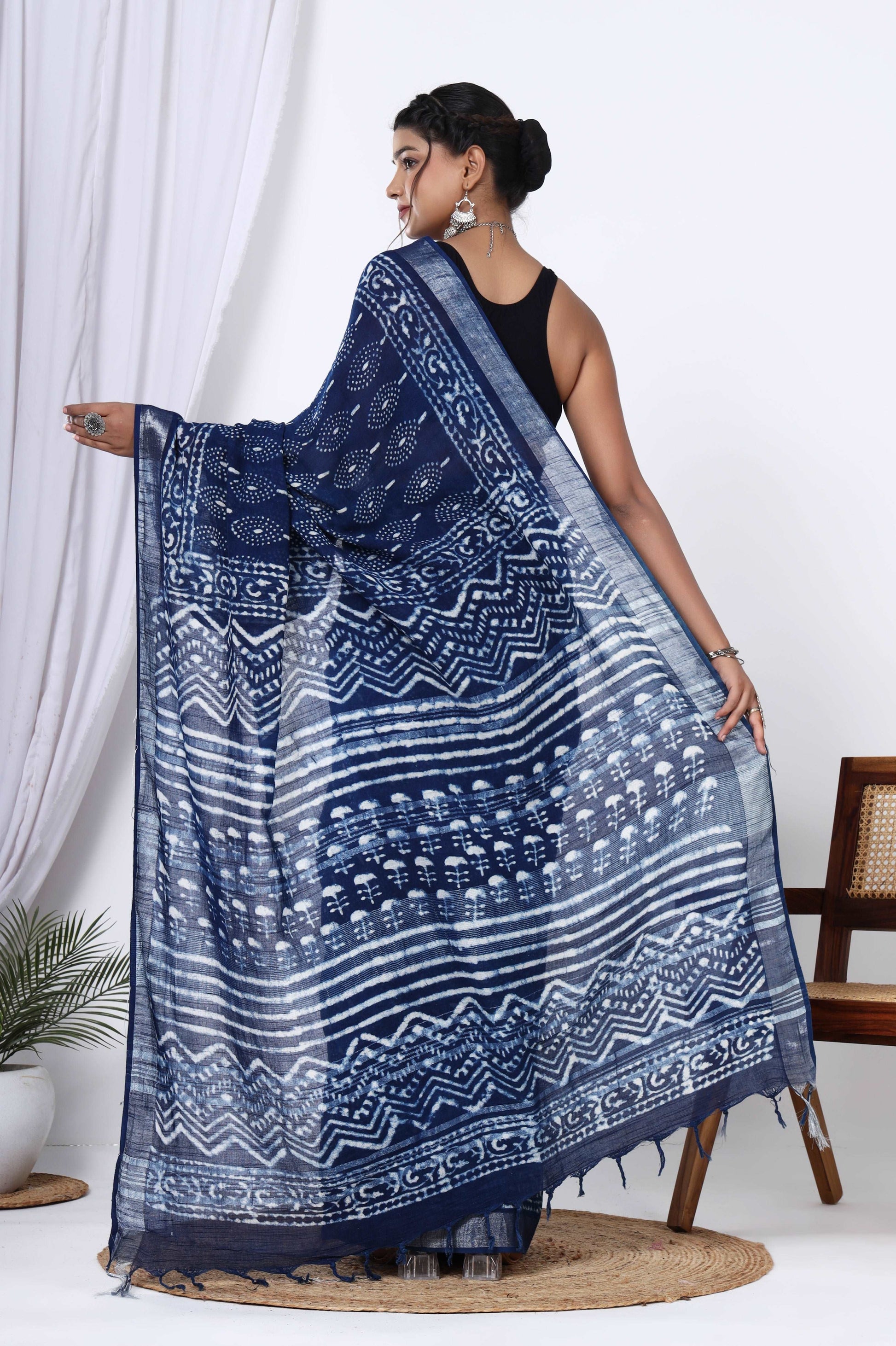 Indigo Elegance: Rajasthani Dabu Print Linen Saree