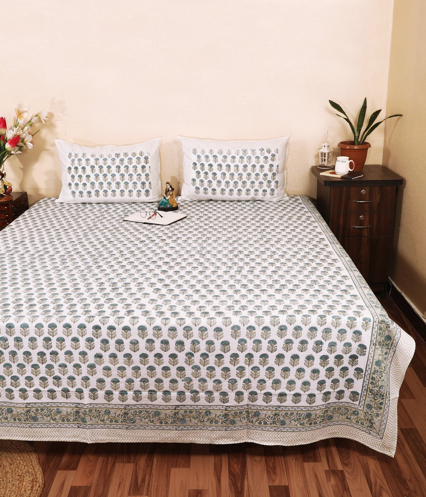 Sage Paisley Hand Block Printed Cotton Bedsheet – Wholesale Bulk Supply SagePaisleyHandBlockPrintedCottonBedsheet_WholesaleBulkSupply-front