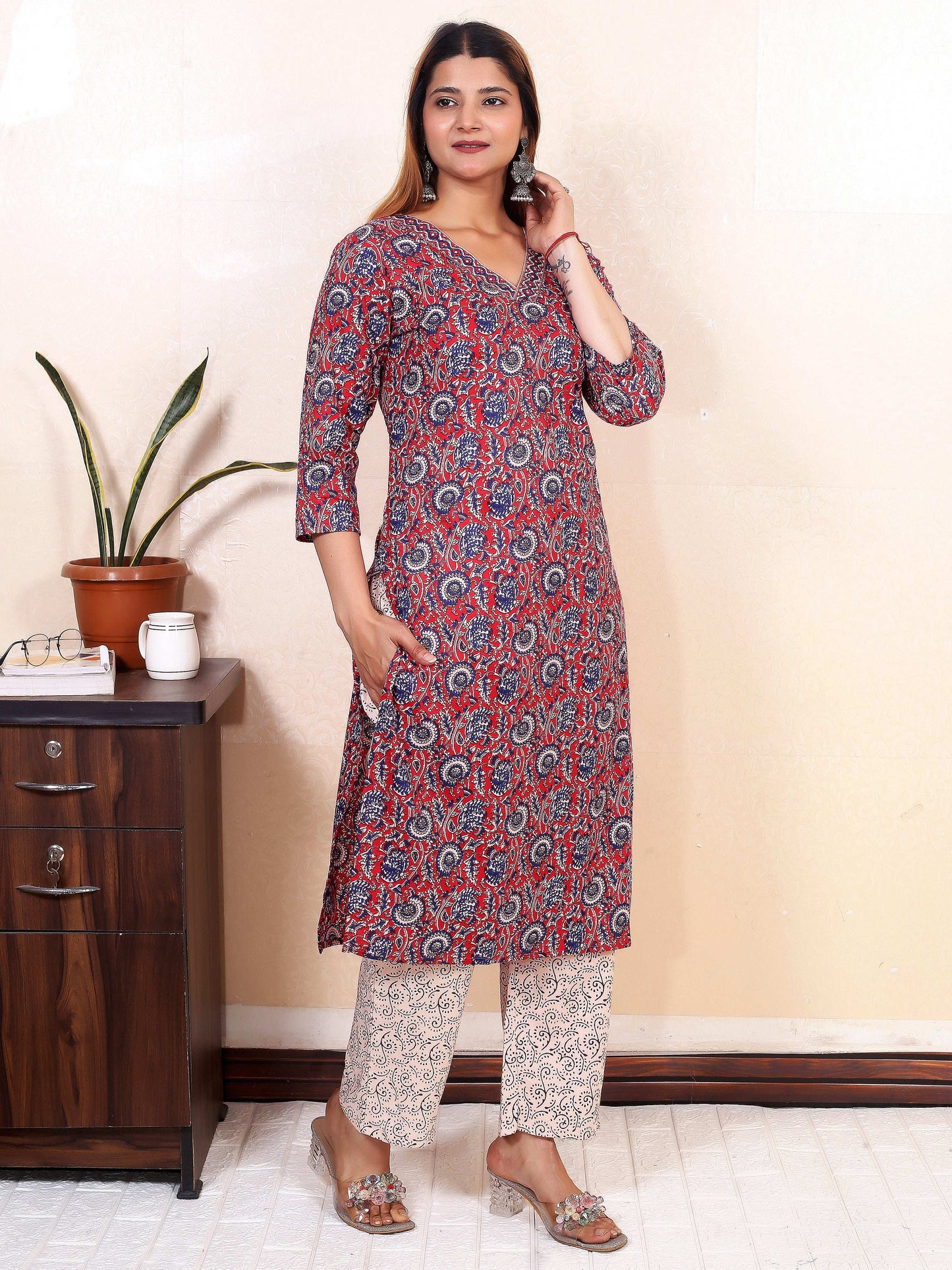 Srishti Textile Jaipuri Handblock Printed Kurti Kurti jaipuri-handblock-printed-kurti-red-patterned-front-view-_2