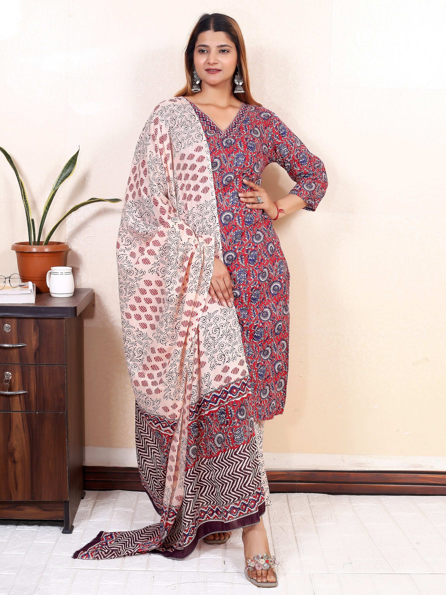 Srishti Textile Jaipuri Handblock Printed Kurti Kurti jaipuri-handblock-printed-kurti-red-patterned-with-dupatta-_3