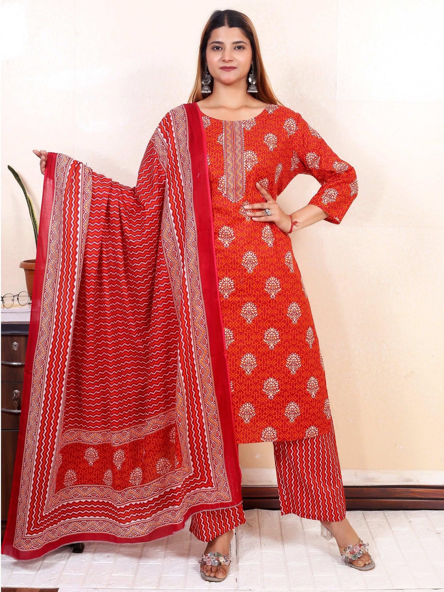 Srishti Textile Red Floral Cotton Kurti and Pants Kurti red-floral-cotton-kurti-and-pants-model-front-view-_1